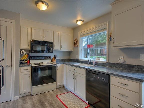 4th image of 29218 33rd Ave S