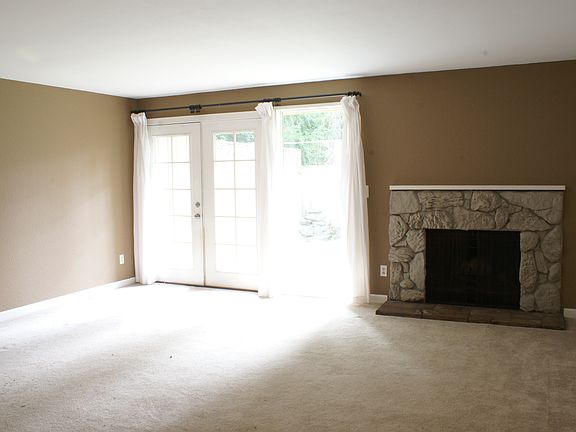 5th image of 14315 123rd Ave NE APT A