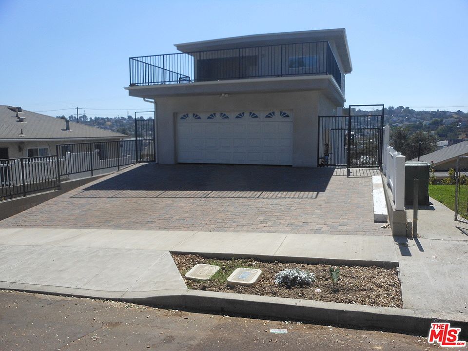 1st image of 4564 Catalpa St #B