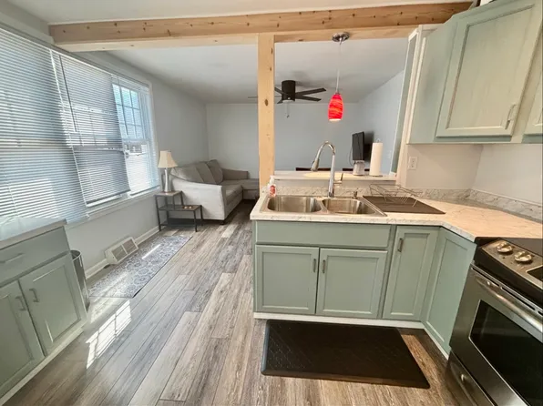 340 W 26th St Floor 1, Erie, PA 16508