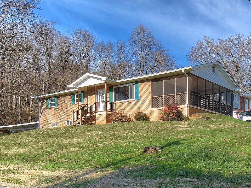 1st image of 1 Kaywood Ct
