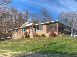1 Kaywood Ct, Johnson City, TN 37601