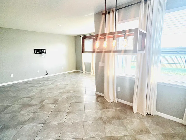 11321 Leland Groves Dr — Photo 10