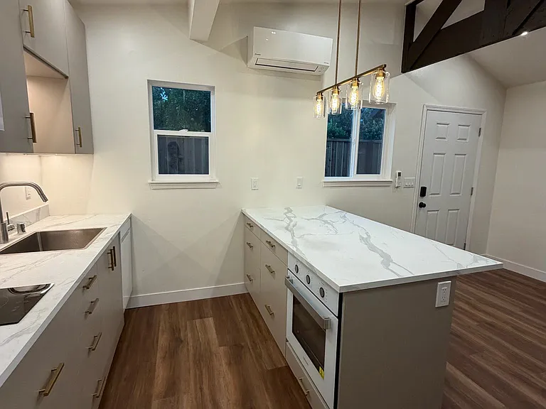 354 Fuller Ave #B — Photo 11