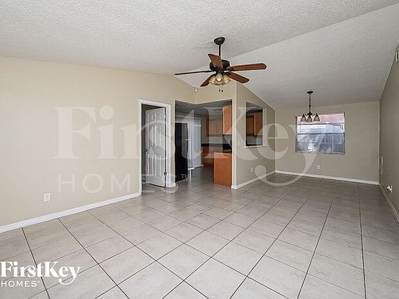 3rd image of 8210 Olivewood Pl