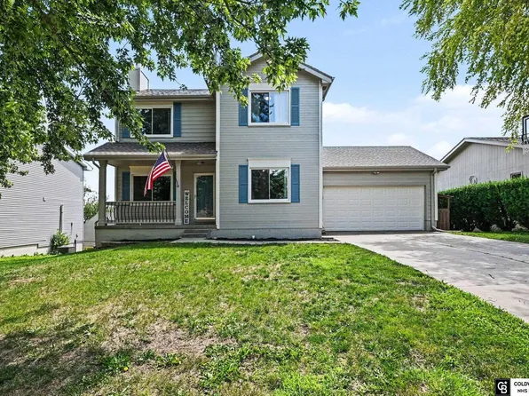 13507 S 33rd St, Bellevue, NE 68123