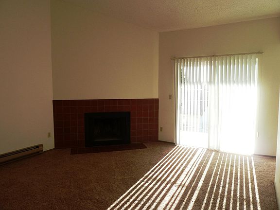 2nd image of 12834 SE 41st Ln