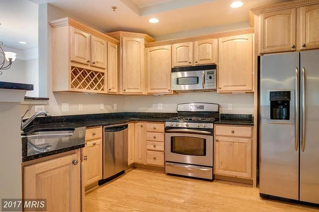 7144 Huntley Creek Place — Photo 3