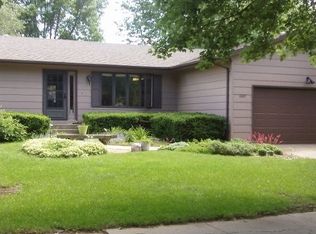 1609 E 55th St, Sioux Falls, SD 57103