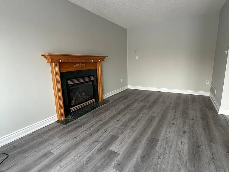 42 Patrick Dr — Photo 2