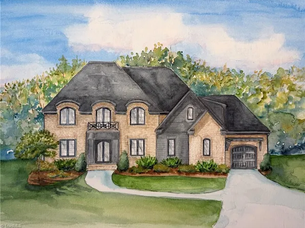 2818 Lockland Dr, Oak Ridge, NC 27310