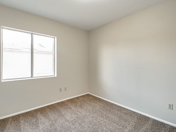 4th image of 3649 W Grovers Ave