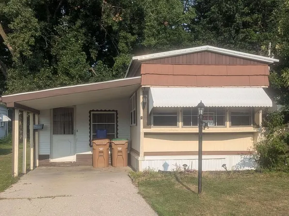 53 Carefree Ln, Buffalo, NY 14227