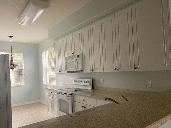 5th image of 6838 Toland Dr #201-1-C6838
