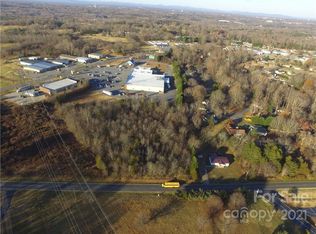 5520 Bethel Church Rd, Hickory, NC 28602