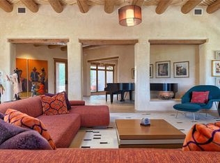 45 Violet Cir, Santa Fe, NM 87506