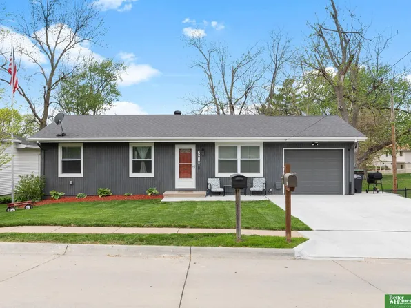 3210 N Main St, Elkhorn, NE 68022