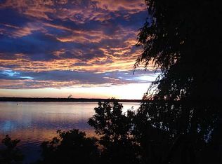 21 Crescent Ave #23, Riverside, RI 02915