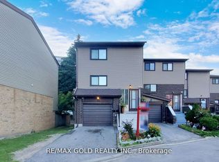 18 Carleton Pl #18, Brampton, ON L6T 3Z4