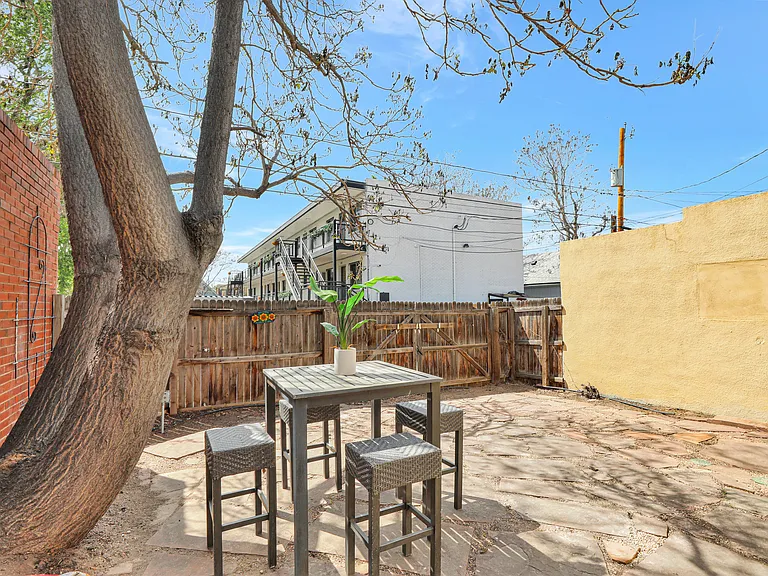 457 Fox St — Photo 25