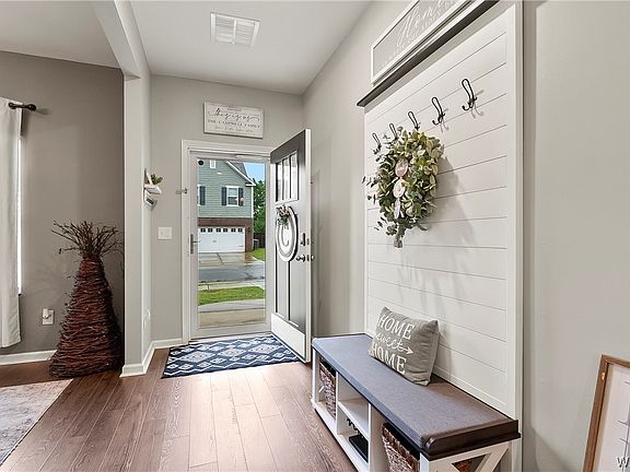 4th image of 22719 Duffee Ln
