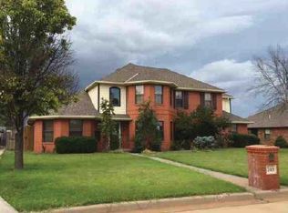 203 Ruby Rd, Elk City, OK 73644