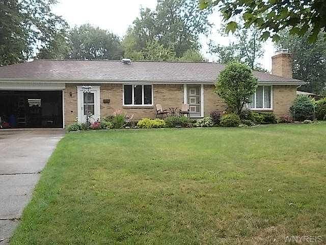 1st image of 120 Woodlane Dr