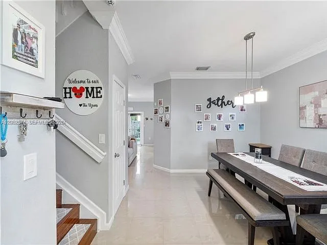 4960 SW 136th Ave — Photo 6