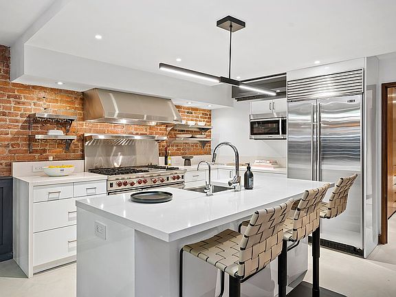 5th image of 442 W 23rd St APT A
