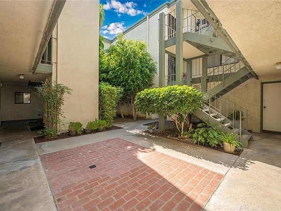 5th image of 4515 California Ave