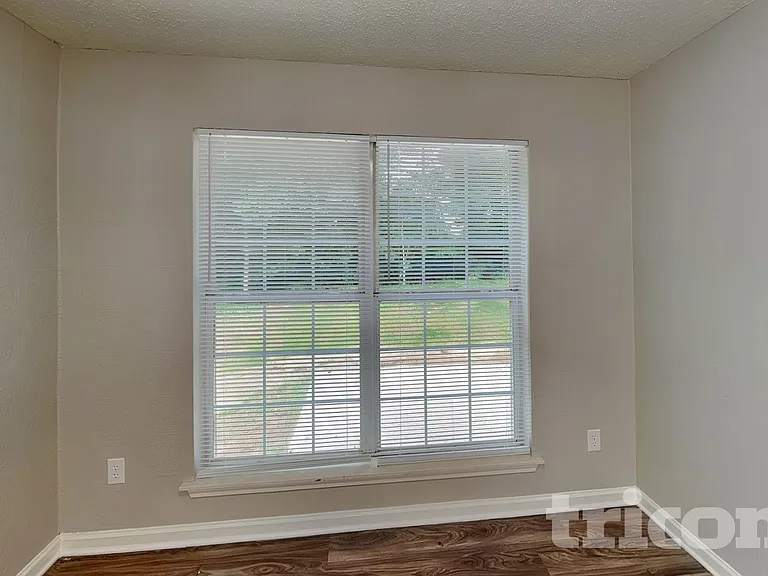 10347 Battle Ct — Photo 5