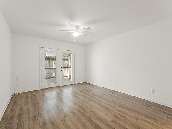 5th image of 12633 Memorial Dr APT 57