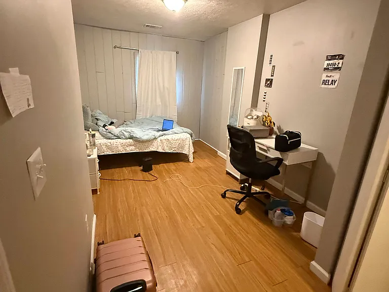 1407 E Carson St #2 — Photo 1