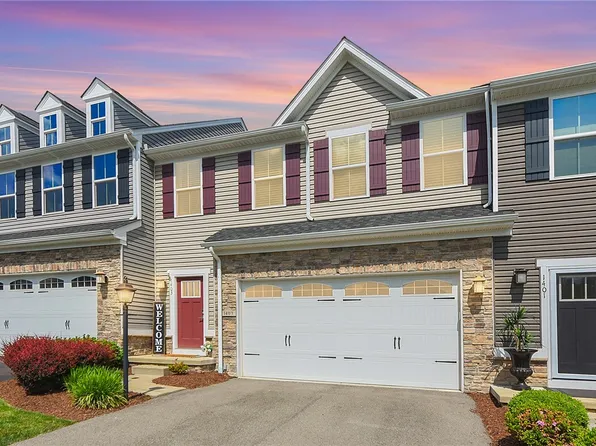 1403 Deer Creek Crossing Dr, Canonsburg, PA 15317