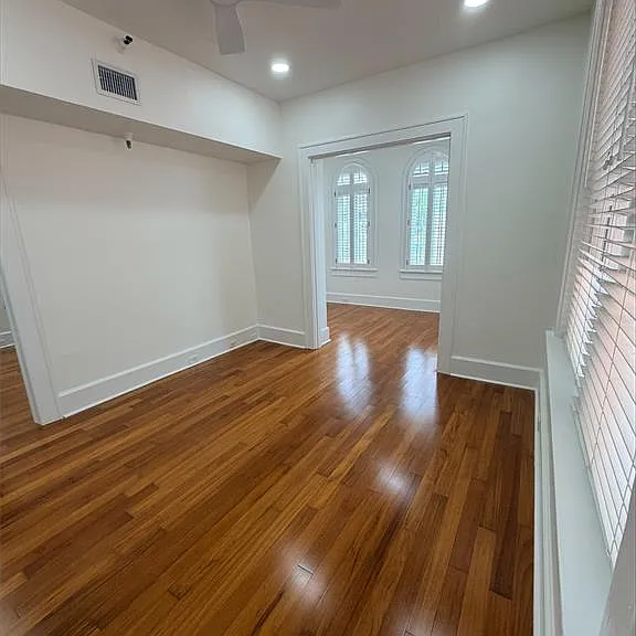 1221 N Palm Ave #204 — Photo 9
