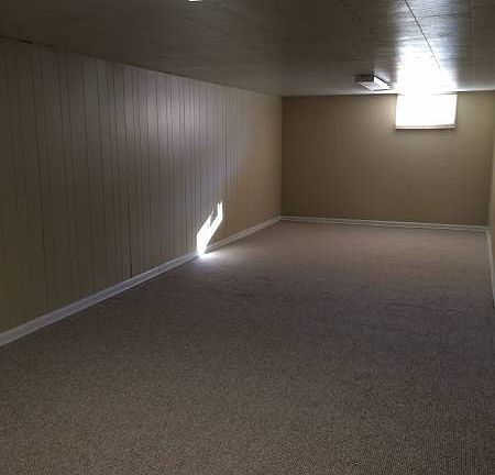 Partially finished basement wi