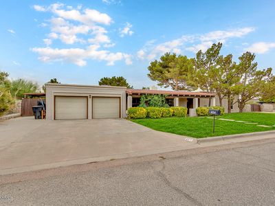 404 Feather Moon Dr, Santa Teresa, NM, 88008