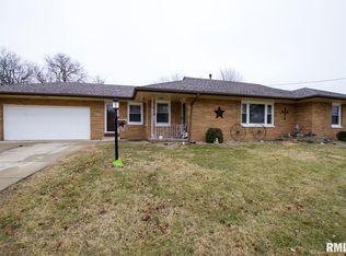 4926 N Isabell Ave, Peoria, IL 61614