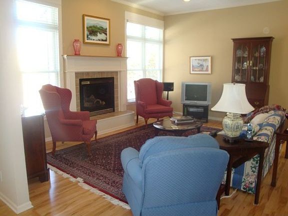 3rd image of 13801 Lake Sedge Dr