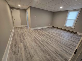 8 S York St APT 2, Etters, PA 17319