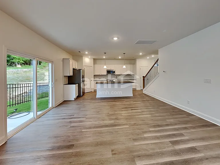 238 Marin Dr — Photo 6