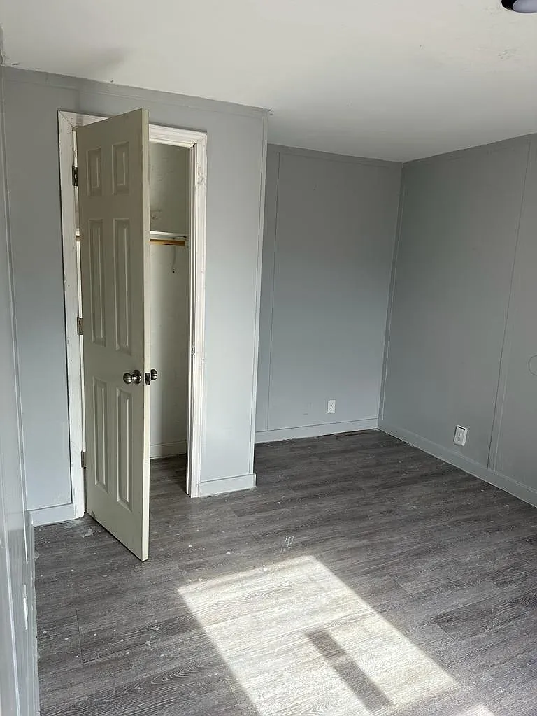 3 bed, $1,250 — Photo 3