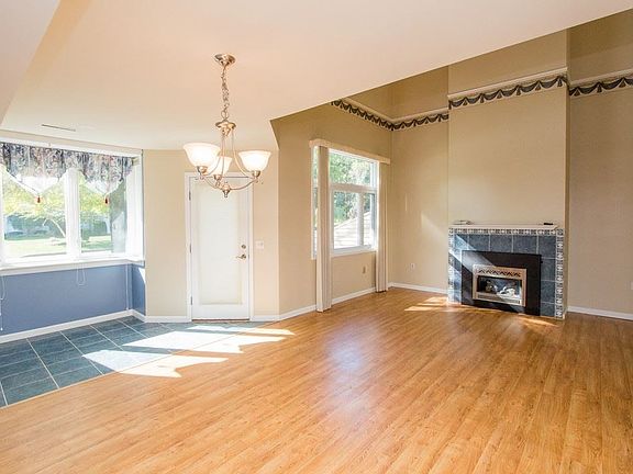 5th image of 44 Preakness Way
