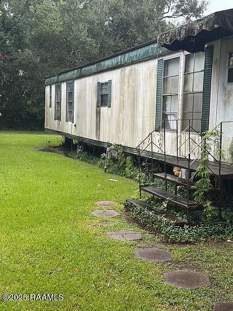 2nd image of 908 W Main St