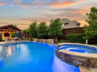 8001 Seville Dr, North Richland Hills, TX 76182