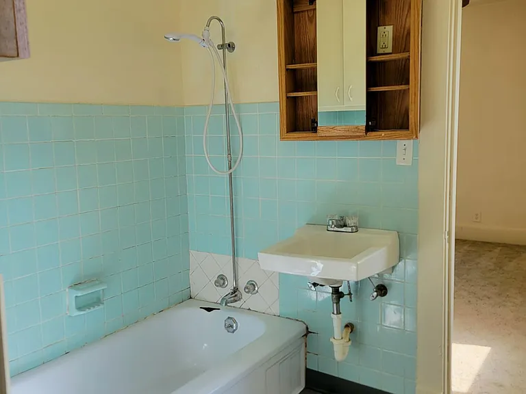 3102 S Wall Ave — Photo 4