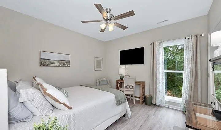 2 bed, 1200 sqft, $875 — Photo 4