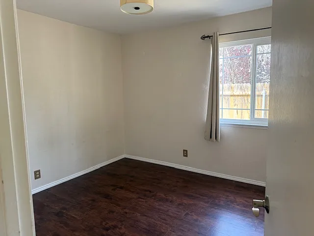 279 Wilson Dr — Photo 5