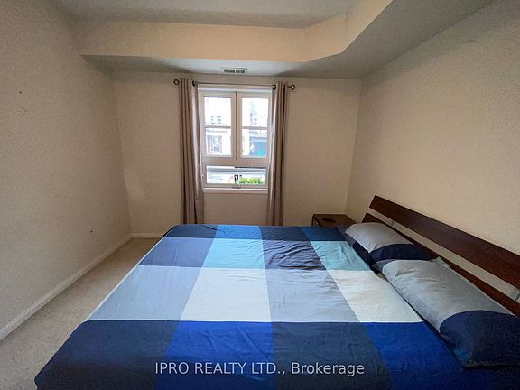 3rd image of 60 Baycliffe Cres #112
