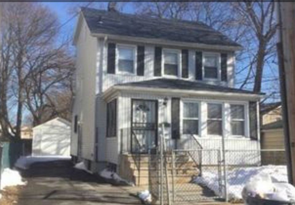 2nd image of 11433 194th St